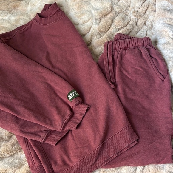 Daily Drills Wine Crewneck & Joggers Set